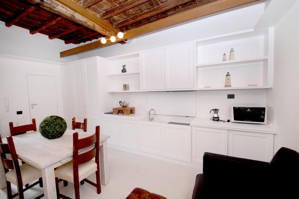 Lhp Suite Roma Trastevere Bagian luar foto
